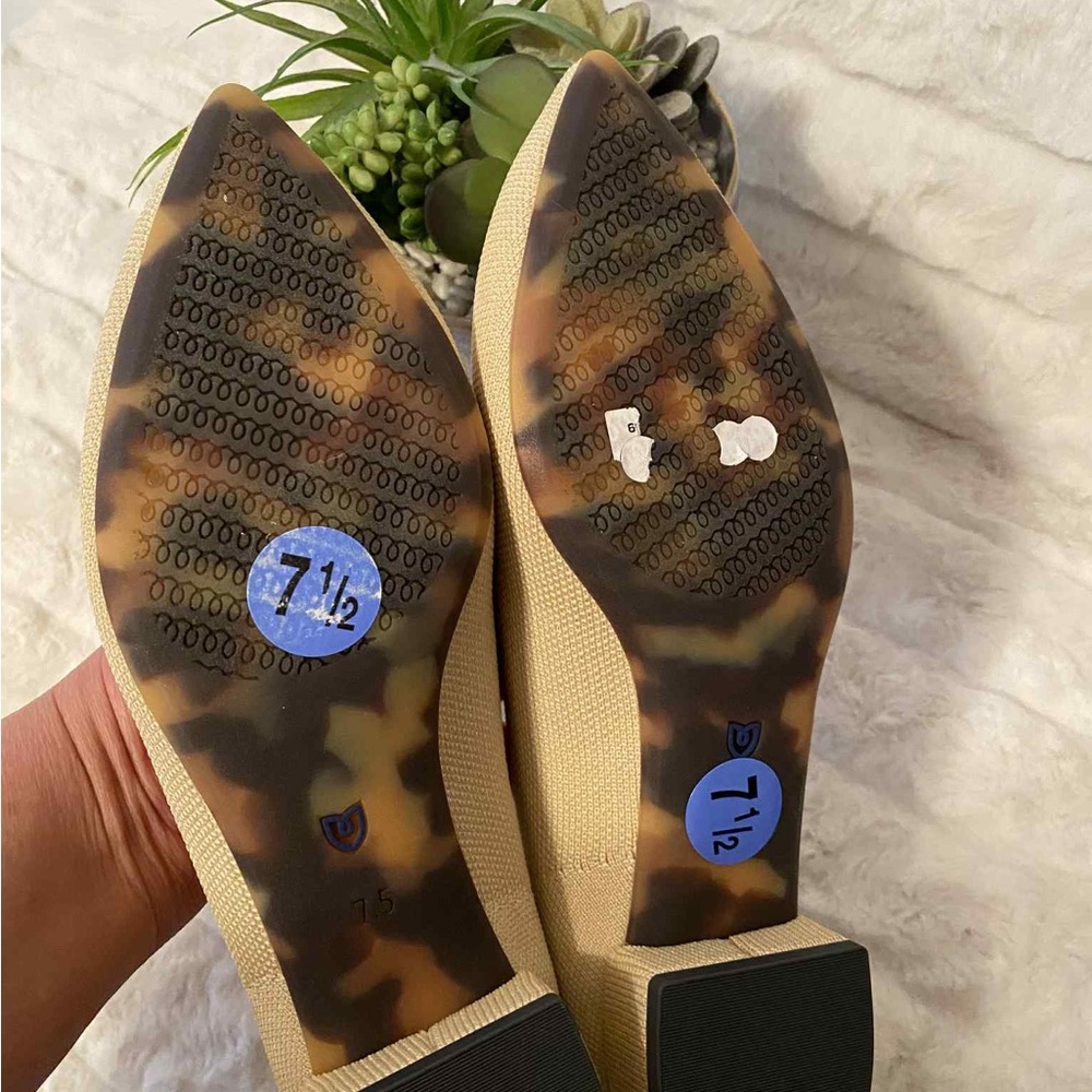 ✨🆕✨Brand New Rothy’s Shoes - Picture 7 of 9